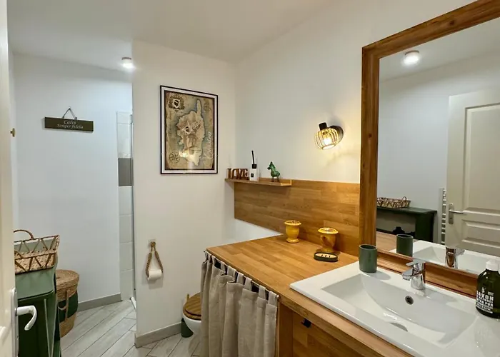 Santa-casa-maria, & Coeur De * Calvi (Corsica)